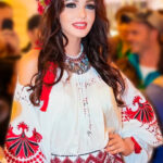 Победительница конкурса «Miss Ukraine Universe 2013» и финалистка конкурса «Мисс Вселенная 2013».